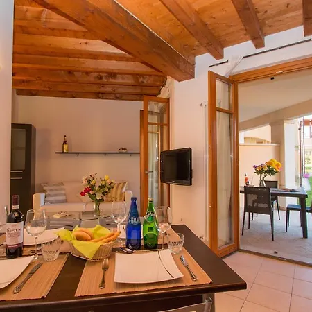 Ξενοδοχείο Manerba Del Garda Resort 4*